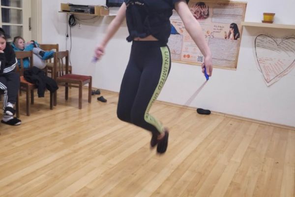 Soutěž ve skákání přes švihadlo